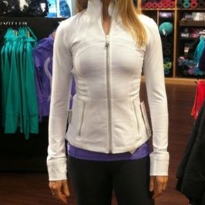 LULULEMON DEFiNE JACKET...SiZE 4